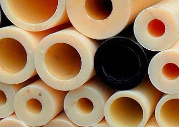 Bucha de nylon s8 com parafuso Bucha de nylon s8 com parafuso